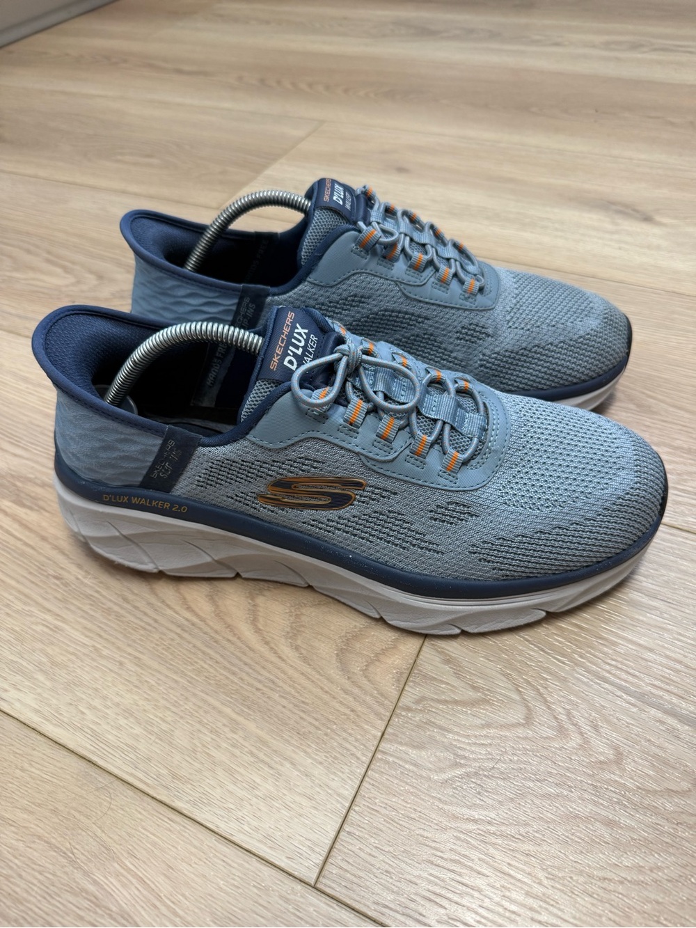 Skechers Men's Light Blue and Navy D'LUX Walker 2.0 Sneakers Size 10